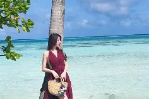 被李荣浩公开质问仅一天单依纯被曝“黑料”吃相难看越扒越有